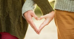 Lire la suite à propos de l’article Et puis il nous faudra apprendre à distinguer l’Amour